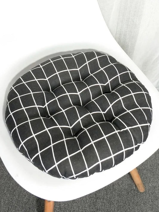 Coussin de chaise a carreau noir